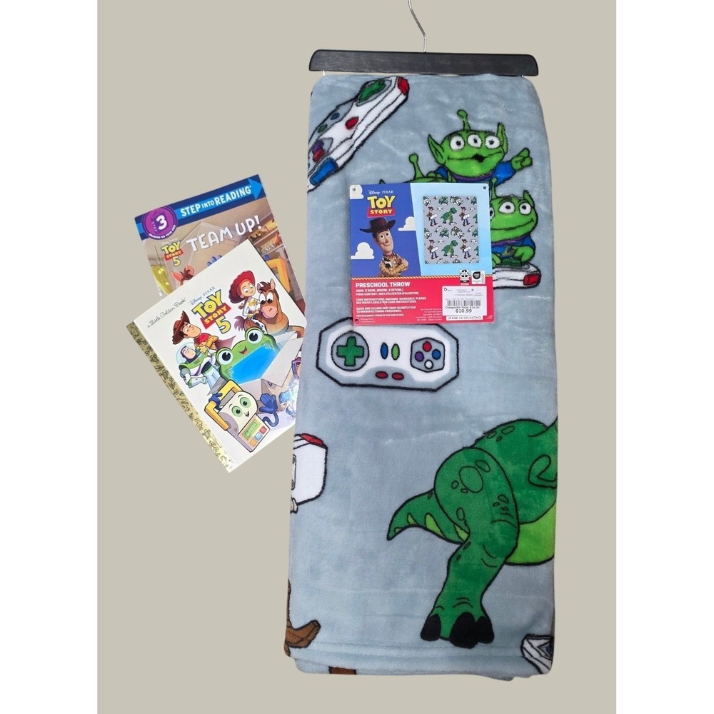 Disney Toy Story 5 Childs Throw Blanket & 2 Books Woody Buzz Rex New 40" x 50"